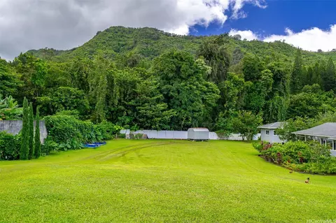 3775 Old Pali Rd, Honolulu, HI 96817
