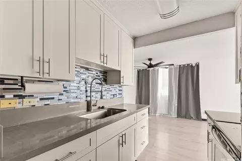 1069 Spencer St #101, Honolulu, HI 96822