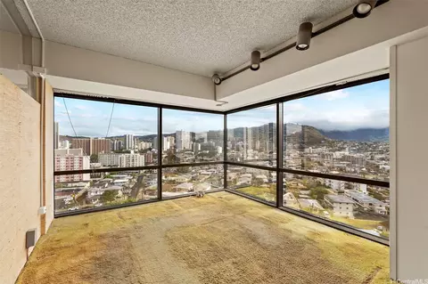 1750 Kalakaua Ave #1511, Honolulu, HI 96826