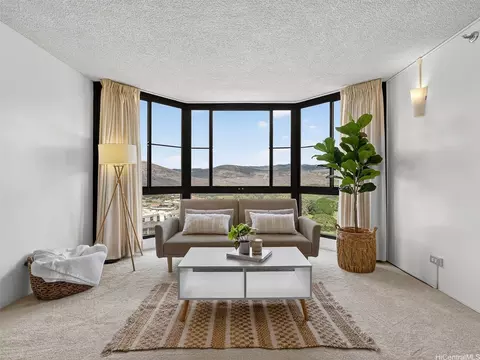 5090 Likini St #1202, Honolulu, HI 96818