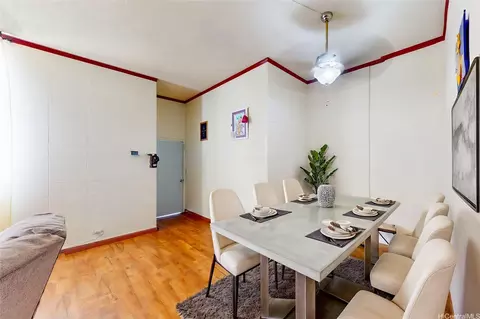 94-246 Leoku St #E103, Waipahu, HI 96797