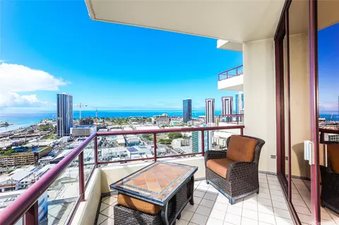 725 Kapiolani Blvd #2601, Honolulu, HI 96813