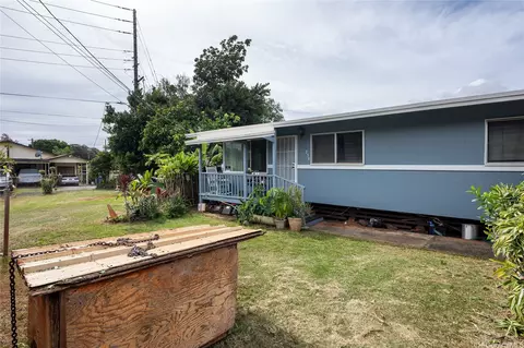 259 Kuahiwi Ave #A, Wahiawa, HI 96786