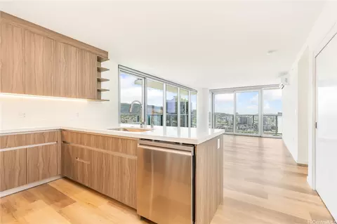 1500 Rycroft St #3301R, Honolulu, HI 96814