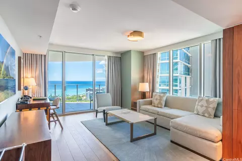 2139 Kuhio Ave #D3201, Honolulu, HI 96815