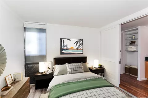 320 Liliuokalani Ave #702, Honolulu, HI 96815