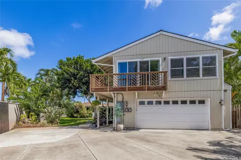 676 Mokapu Rd, Kailua, HI 96734