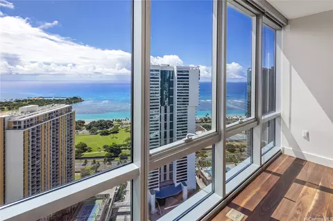 1189 Waimanu St #4002, Honolulu, HI 96814