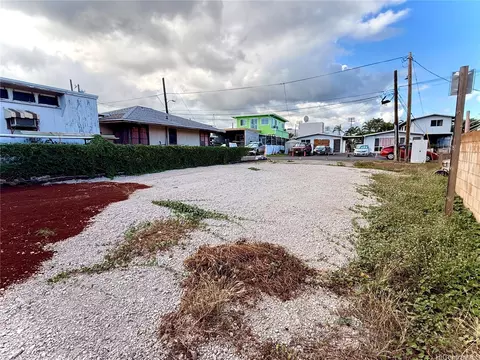 1041 Kama Ln, Honolulu, HI 96817