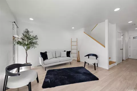 92-975 Makakilo Dr #25, Kapolei, HI 96707