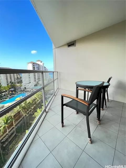 223 Saratoga Rd #1108, Honolulu, HI 96815