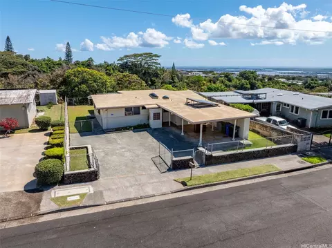 2217 Apoepoe St, Pearl City, HI 96782