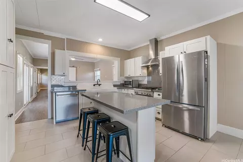 2054 Hillcrest St, Honolulu, HI 96817