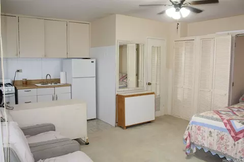 235 Liliuokalani Ave #235, Honolulu, HI 96815
