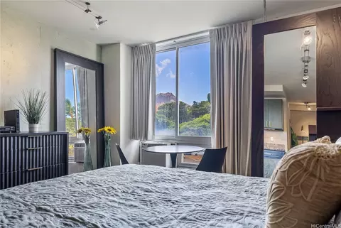 134 Kapahulu Ave #316, Honolulu, HI 96815