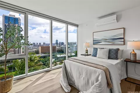 1515 Liona St #1801, Honolulu, HI 96814