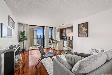 1630 Liholiho St #2309, Honolulu, HI 96822