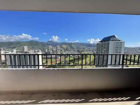 2240 Kuhio Ave #3202, Honolulu, HI 96815