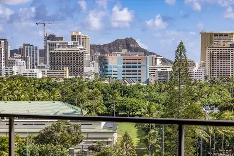 1910 Ala Moana Blvd #10B, Honolulu, HI 96815