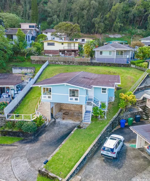 280 Polohiwa Pl, Honolulu, HI 96817