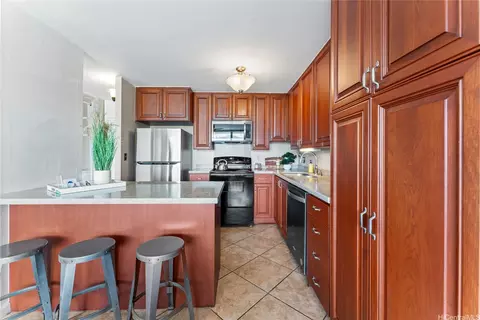 1830 Wilikina Dr #606, Wahiawa, HI 96786