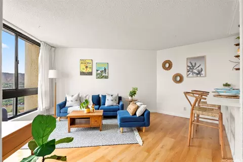 300 Wai Nani Way #II-1913, Honolulu, HI 96815