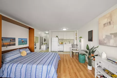 2345 Ala Wai Blvd #2710, Honolulu, HI 96815