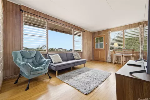 99-139 B Napuanani Rd #3, Aiea, HI 96701
