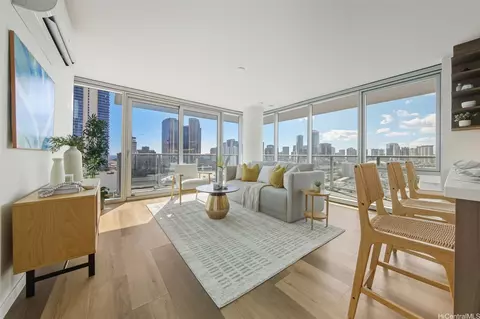 1500 Rycroft St #1712R, Honolulu, HI 96814