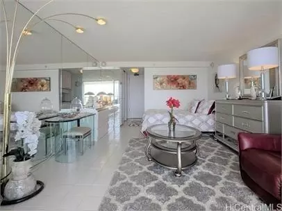 445 Seaside Ave #4410, Honolulu, HI 96815