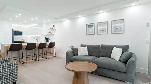 2465 Kuhio Ave #506, Honolulu, HI 96815