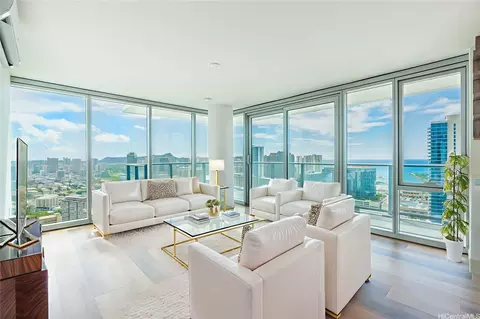 1500 Rycroft St #3419R, Honolulu, HI 96814