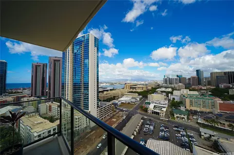 615 Keawe St #2206, Honolulu, HI 96813