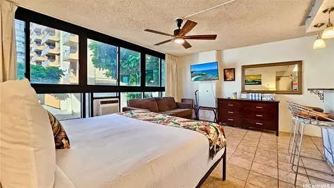 134 Kapahulu Ave #220, Honolulu, HI 96815