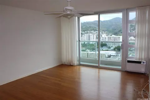 1450 Young St #2506, Honolulu, HI 96814