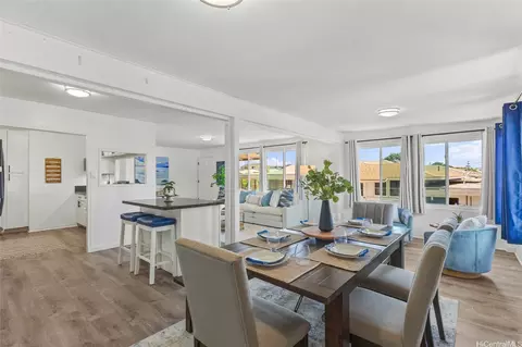 1277 Nanakai St, Pearl City, HI 96782