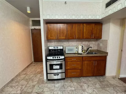 1188 Bishop St #1302, Honolulu, HI 96813