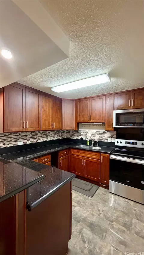 94-99 Waipahu St #A308, Waipahu, HI 96797