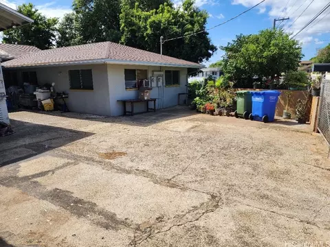 94-1311 Waipahu St, Waipahu, HI 96797