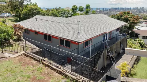 3031 Libert St, Honolulu, HI 96816