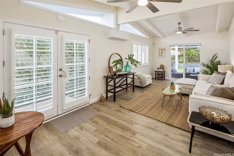 1355 Manu Mele St #A, Kailua, HI 96734