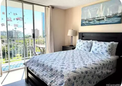 1920 Ala Moana Blvd #1111, Honolulu, HI 96815