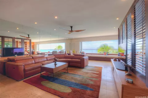 2895 Kalakaua Ave #502, Honolulu, HI 96815