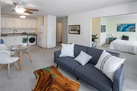 1615 Wilder Ave #507, Honolulu, HI 96822