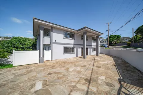 2004 Skyline Dr, Honolulu, HI 96817