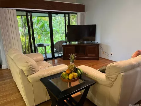 445 Kawailoa Rd #5, Kailua, HI 96734