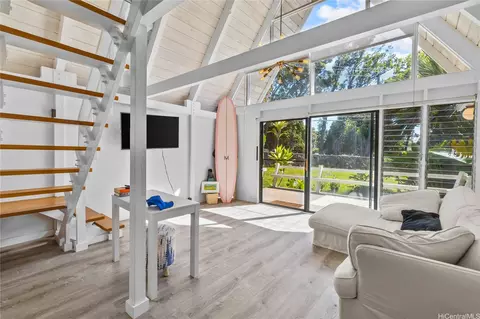 59-550 Pupukea Rd #2, Haleiwa, HI 96712