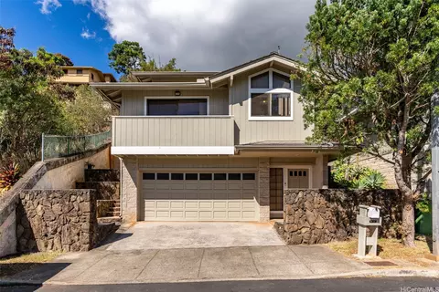 99-760 Holoai St, Aiea, HI 96701