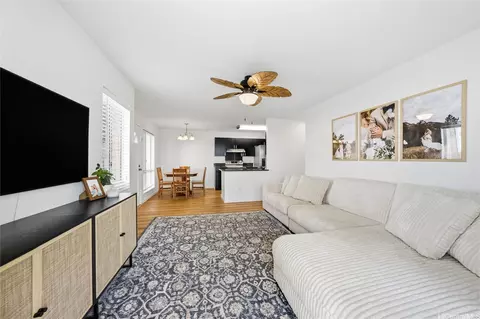 94-531 Lumiaina St #C102, Waipahu, HI 96797