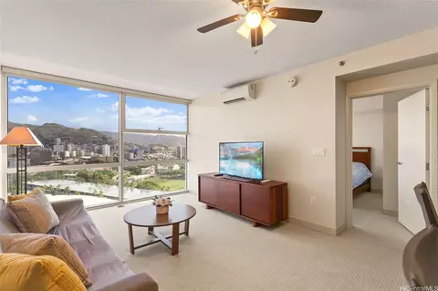 909 Kapiolani Blvd #2207, Honolulu, HI 96814